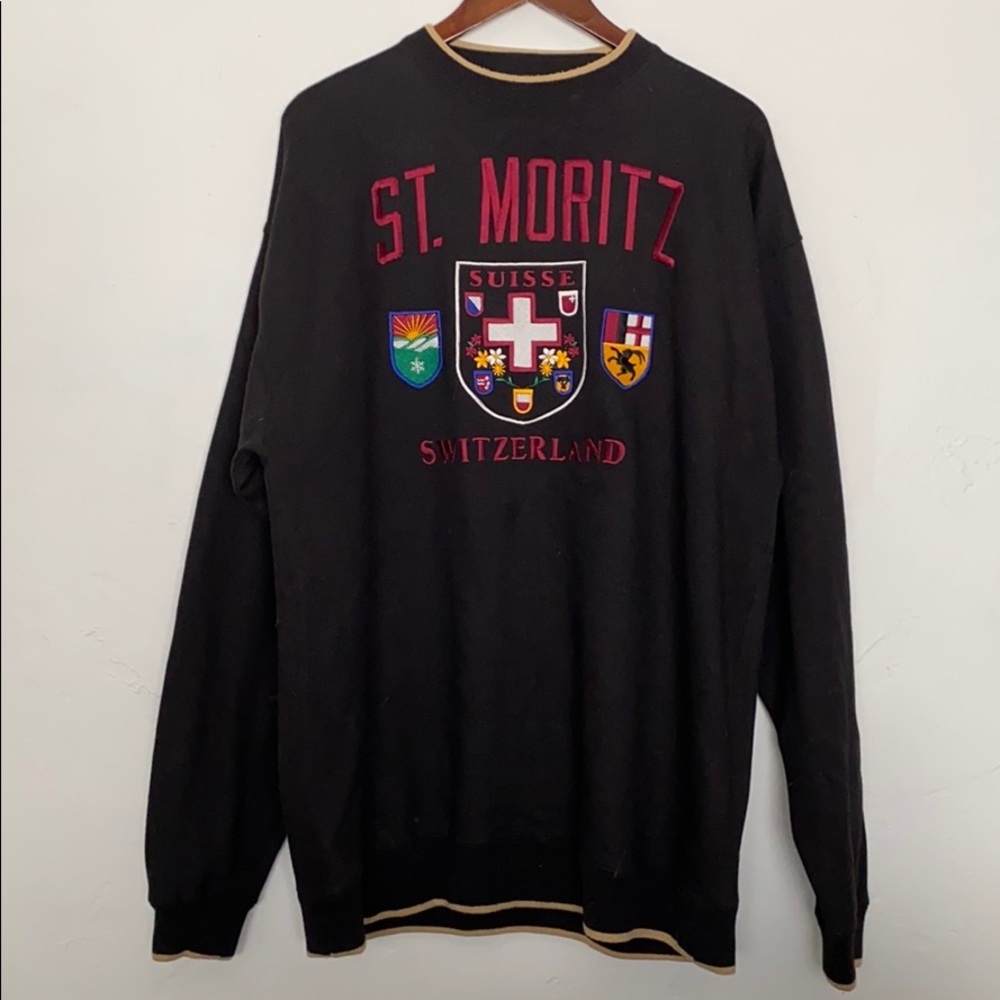 VINTAGE SWEATSHIRT